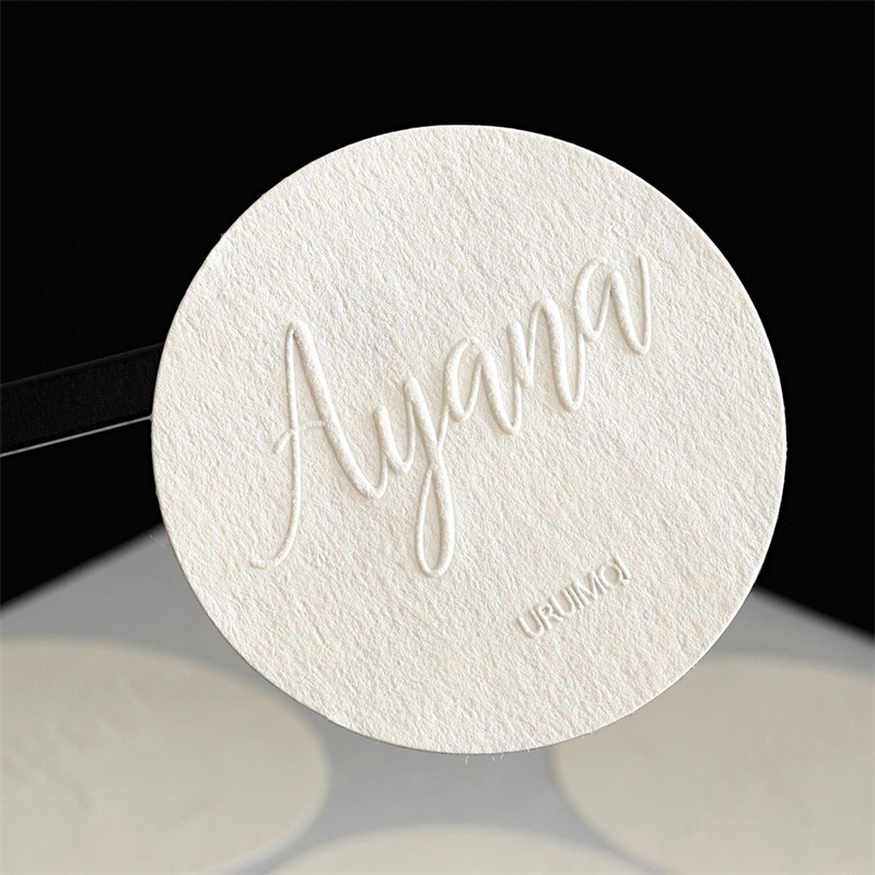 ملصقات مخصصة من الورق المنقوش  - مراجعة Personalised Candle Label وسعره
