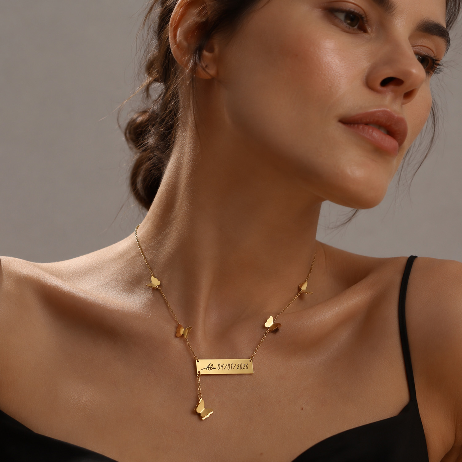 قلادة اسم شخصية على شكل فراشة، - مراجعة Handwriting Necklace Bar وسعره