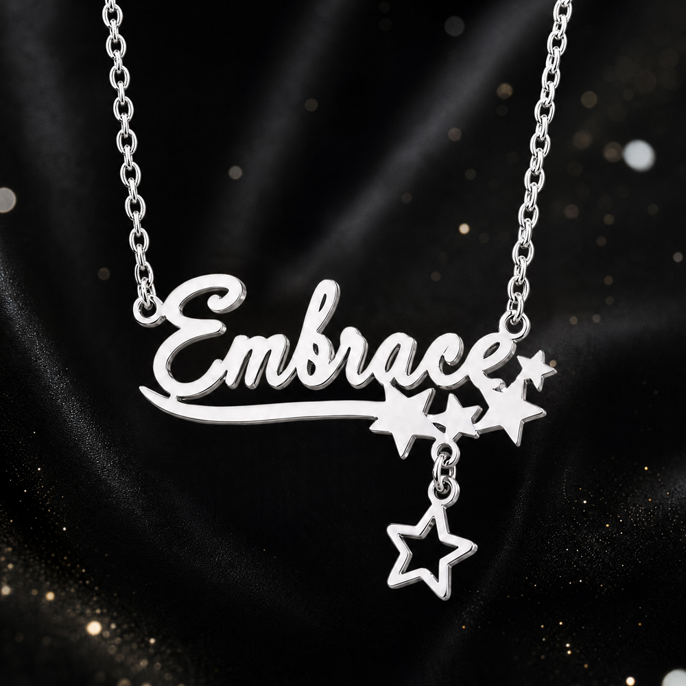 قلادة مخصصة على شكل فراشة للنس - مراجعة Name Necklace Custom وسعره